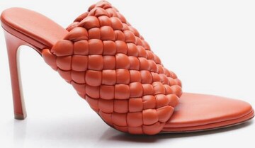 Bottega Veneta Sandaletten 39,5 in Orange: predná strana