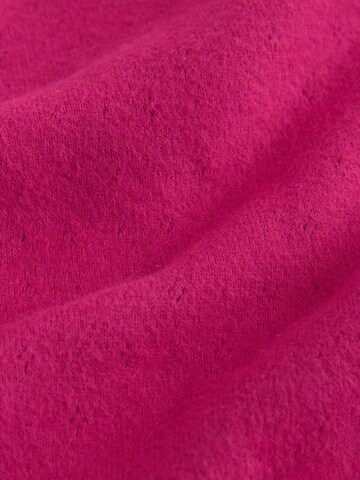Next Shirt in Pink