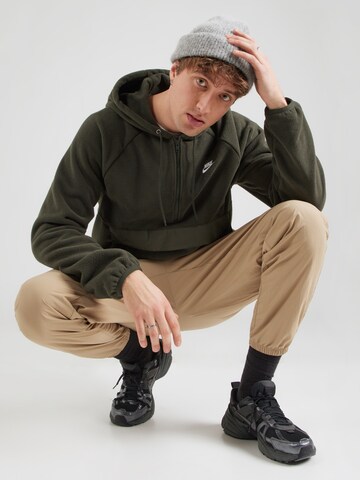 Nike Sportswear Пуловер 'CLUB' в зелено