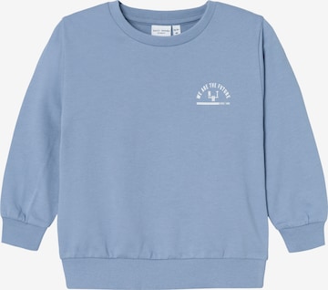 NAME IT Sweatshirt 'VIKRAM' in Blauw: voorkant
