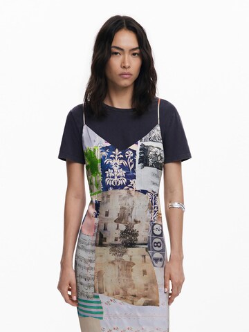 Rochie de la Desigual pe mai multe culori