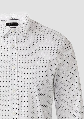 Coupe regular Chemise s.Oliver BLACK LABEL en blanc