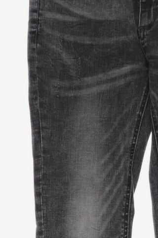 tigha Jeans 27 in Grau
