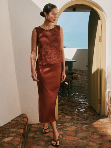 Next - Vestido en marrón: frente