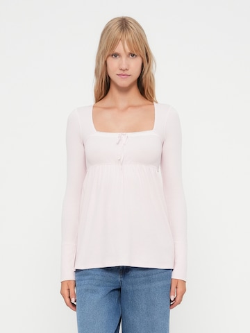 HOLLISTER Shirts i pink: forside