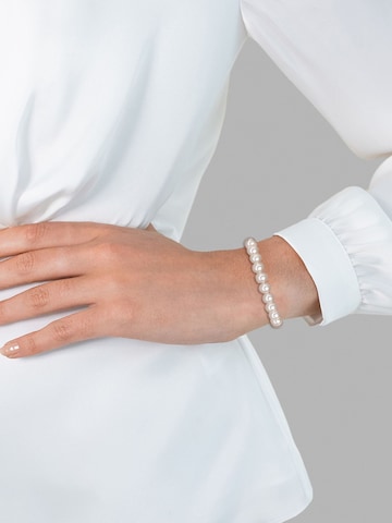 Valero Pearls Bracelet in White