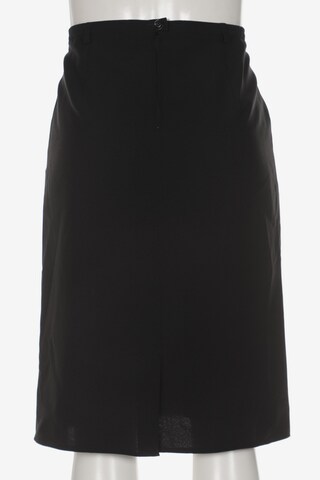 Bexleys Skirt in XL in Black