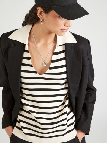 YAS Sweater 'YASFONNY' in Beige