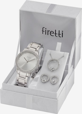 FIRETTI Jewelry Set in Silver: front