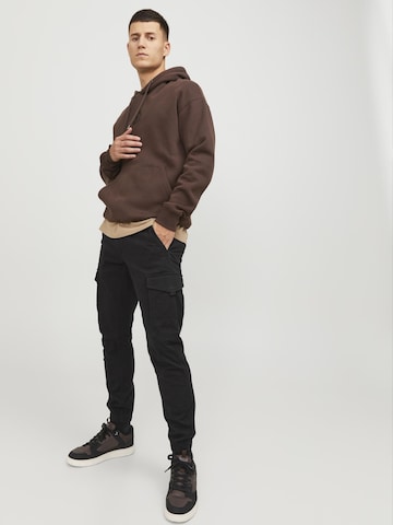 JACK & JONES Tapered Cargo trousers in Black