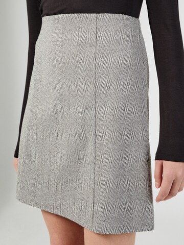 VILA Skirt in Grey