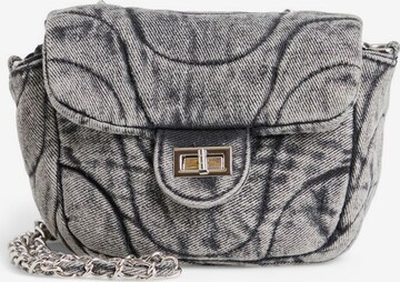 VILA Crossbody Bag in Grey: front