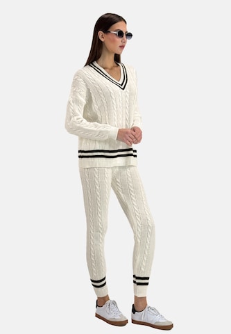 Elara Huispak in Beige