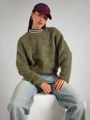 AMERICAN VINTAGE Свитер 'NIBY' в Зеленый: спереди