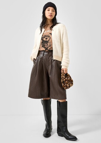 QS Wide leg Bandplooibroek in Bruin: voorkant