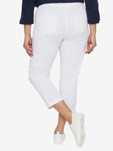 SHEEGO Slimfit Spodnie w kolorze biały