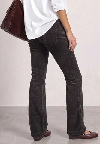 STREET ONE Bootcut Kalhoty 'Blaire' – hnědá