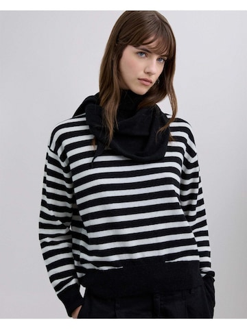 Scalpers Sweater 'Joy Turtle' in Black
