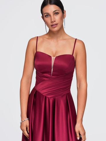 Robe de soirée Ombre en rouge