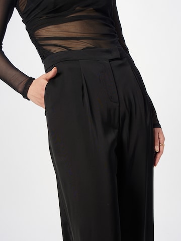 PATRIZIA PEPE Loose fit Pleat-Front Pants in Black