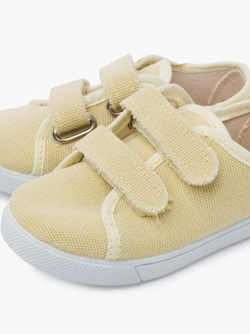 Pisamonas Trainers in Yellow