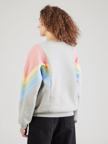 Kaotiko Tréning póló 'GINGER' - szürke