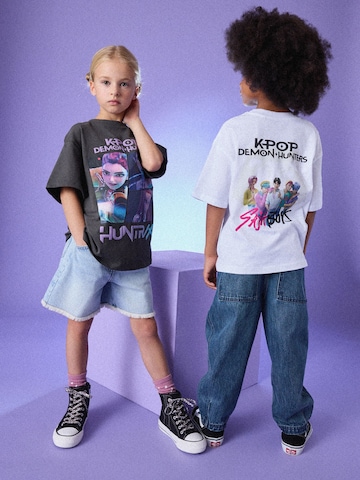 Next Футболка 'KPOP Demon Hunters' в Серый