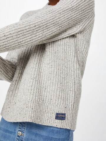 Pull-over Superdry en gris