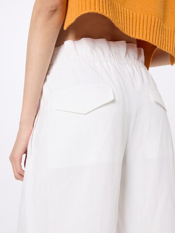 Club Monaco Wide leg Pleat-Front Pants 'ANREANNAH' in White