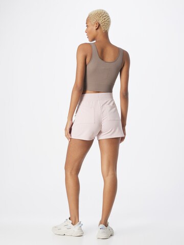 SKECHERS Regular Sportshorts in Lila