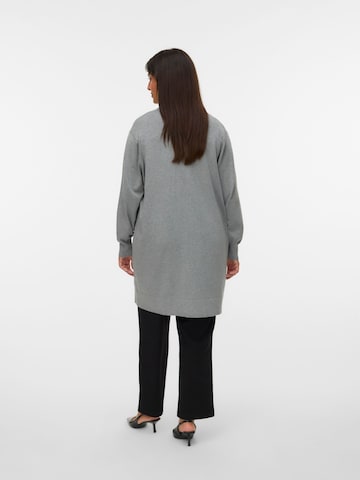 Vero Moda Curve - Cárdigan 'VMCSilje' en gris