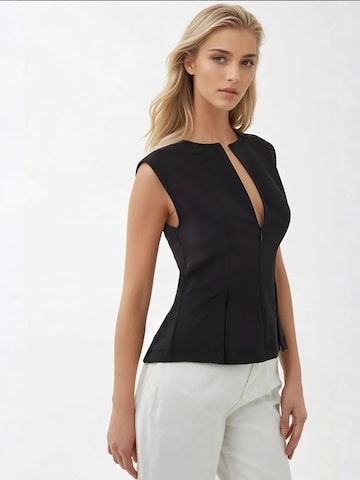 Hiccup Blouse in Black