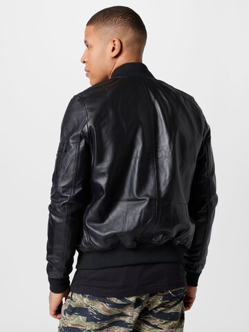 ALPHA INDUSTRIES Jacke in Schwarz