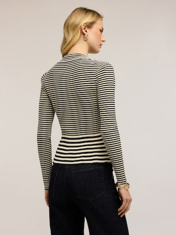 Pull-over MOTIVI en beige