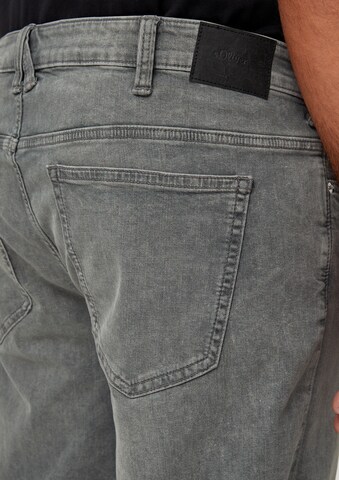 s.Oliver Regular Jeans in Grau
