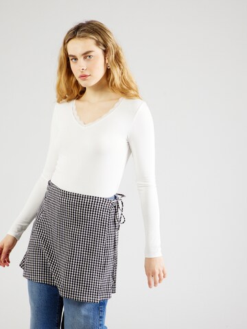 VERO MODA Koszulka w kolorze biały: przód