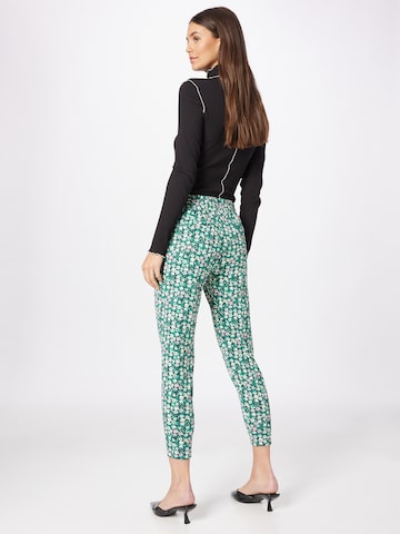 ICHI Tapered Pleat-Front Pants 'Kate' in Green