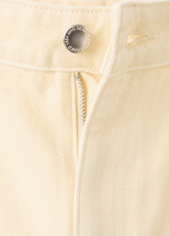 MANGO Regular Jeans in Gelb