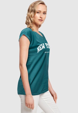 Merchcode T-Shirt 'New York' in Grün