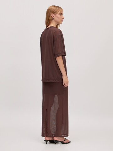 T-shirt 'Ulaaka' EDITED en marron