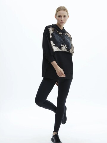 SCR. Sweatshirt 'SHOSIN' in Zwart