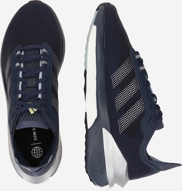 ADIDAS SPORTSWEAR Běžecká obuv 'Avryn' – modrá