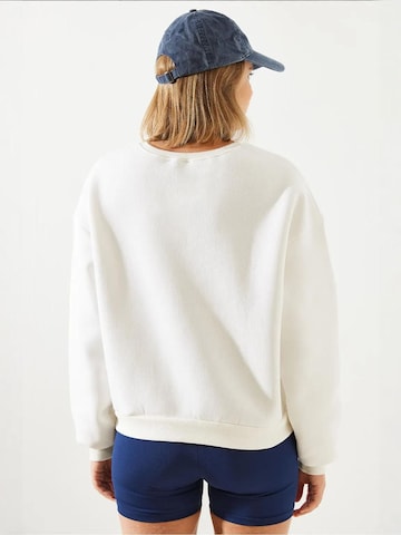 Felpa di Bianco Lucci in beige