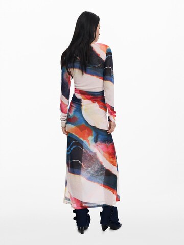 jauktas krāsas Desigual Kleita