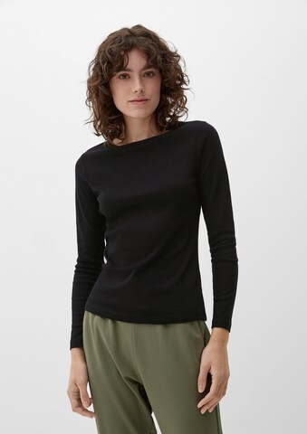 Tricou de la s.Oliver pe negru: față