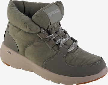 Bottes à lacets 'Glacial Ultra - Trend Up' SKECHERS en vert : devant