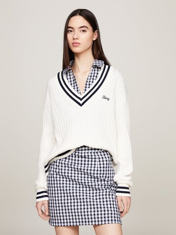 Pullover di Tommy Jeans in bianco: frontale