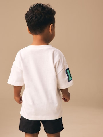 T-Shirt Next en blanc