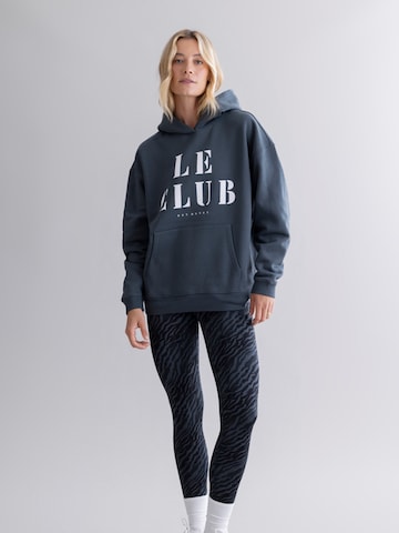 Hey Honey Sweatshirt 'Le Club' in Blauw