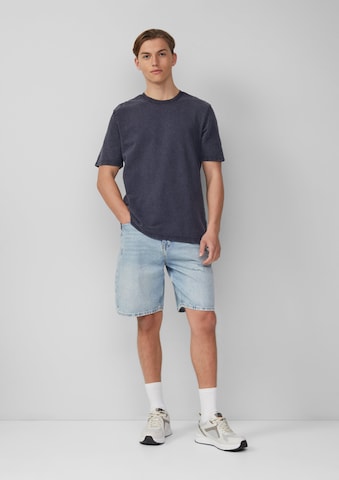 QS Loosefit Shorts in Blau: Vorderseite